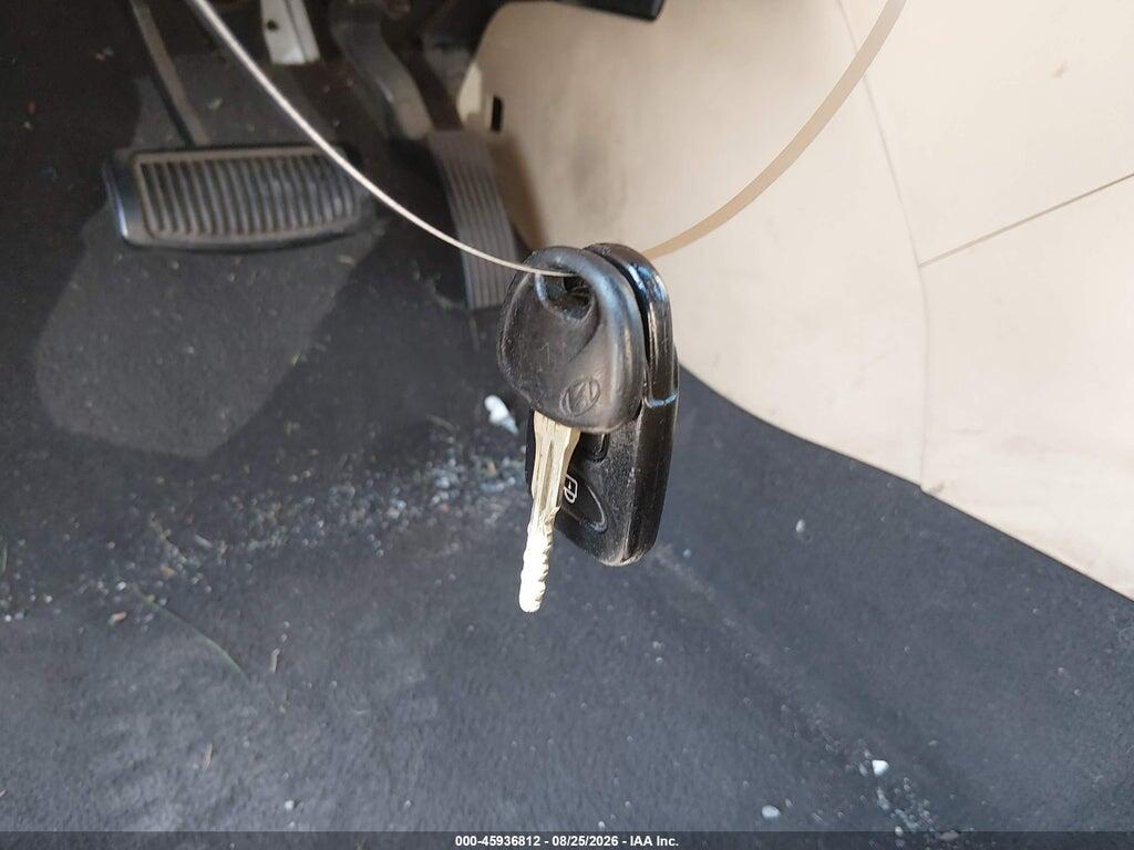 5NPET4AC2AH628451 2010 HYUNDAI SONATA photo no. 11