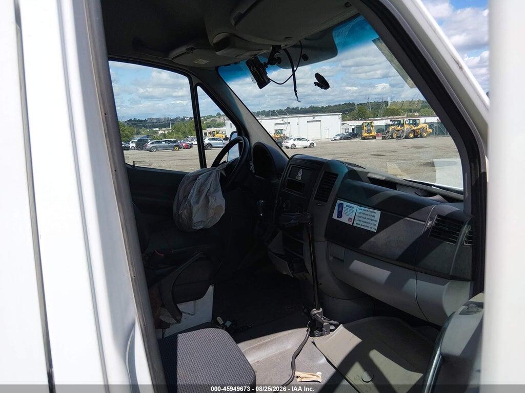 2011 MERCEDES-BENZ SPRINTER 2500 WD3PE8CB8B5565091