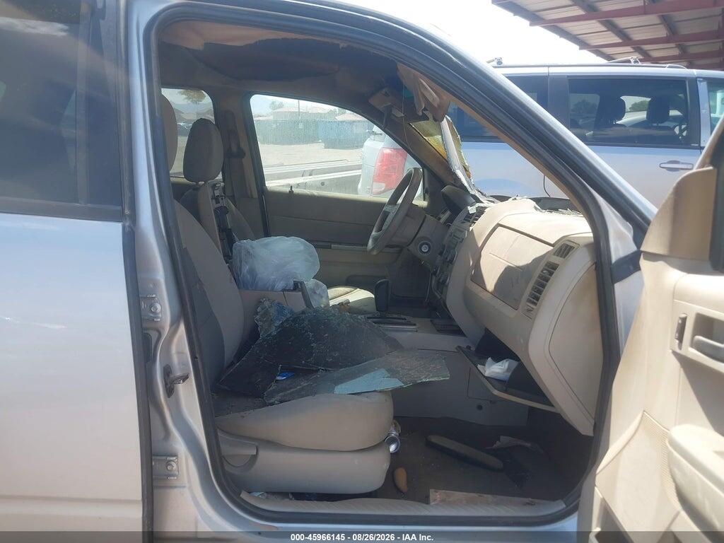 1FMCU93198KA45878 2008 FORD ESCAPE photo no. 5