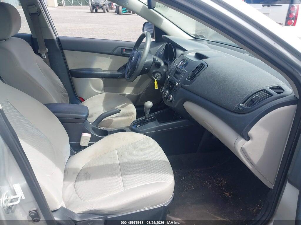 KNAFU4A28A5253963 2010 KIA FORTE photo no. 5