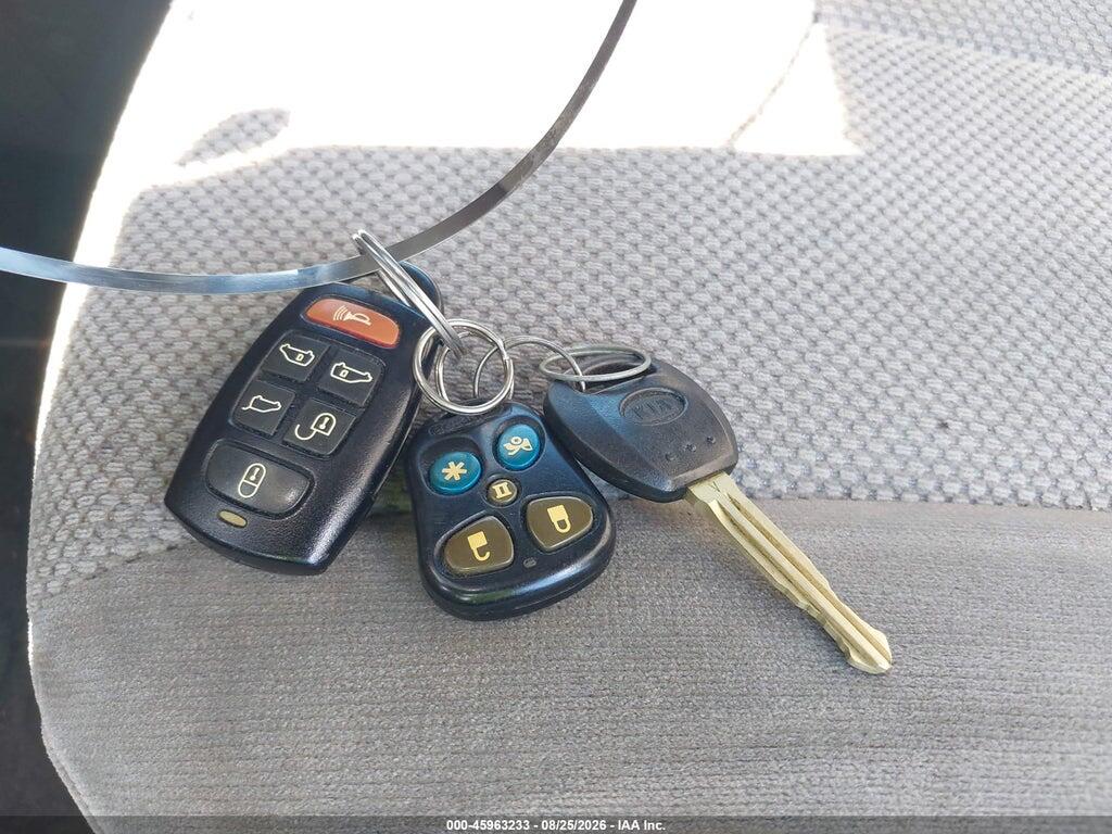 KNDMH4C31A6326699 2010 KIA SEDONA photo no. 11