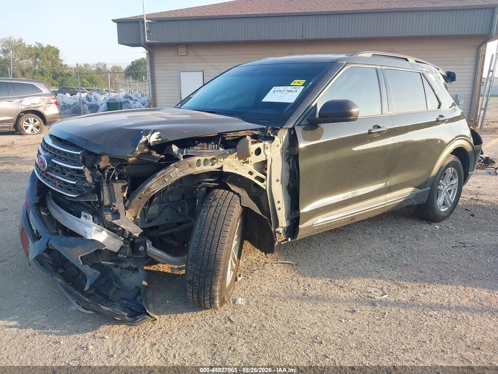 1FMSK7DH6NGA17245 2022 FORD EXPLORER photo no. 2