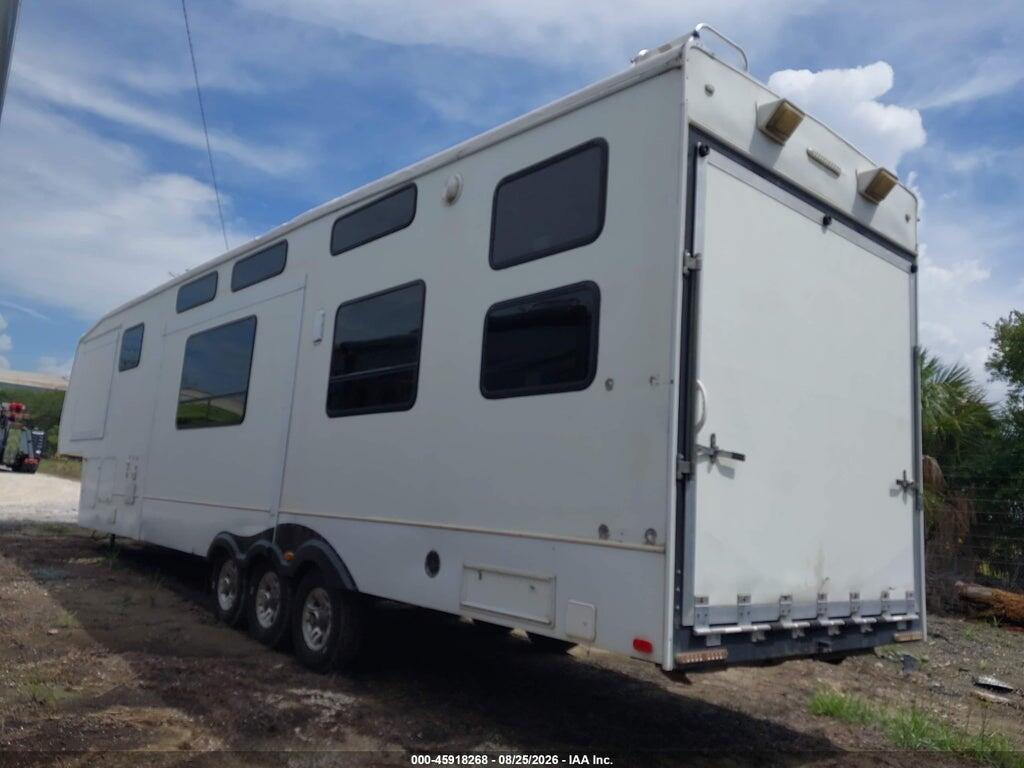 4YDF38121AR800090 2010 KEYSTONE RV OTHER photo no. 3
