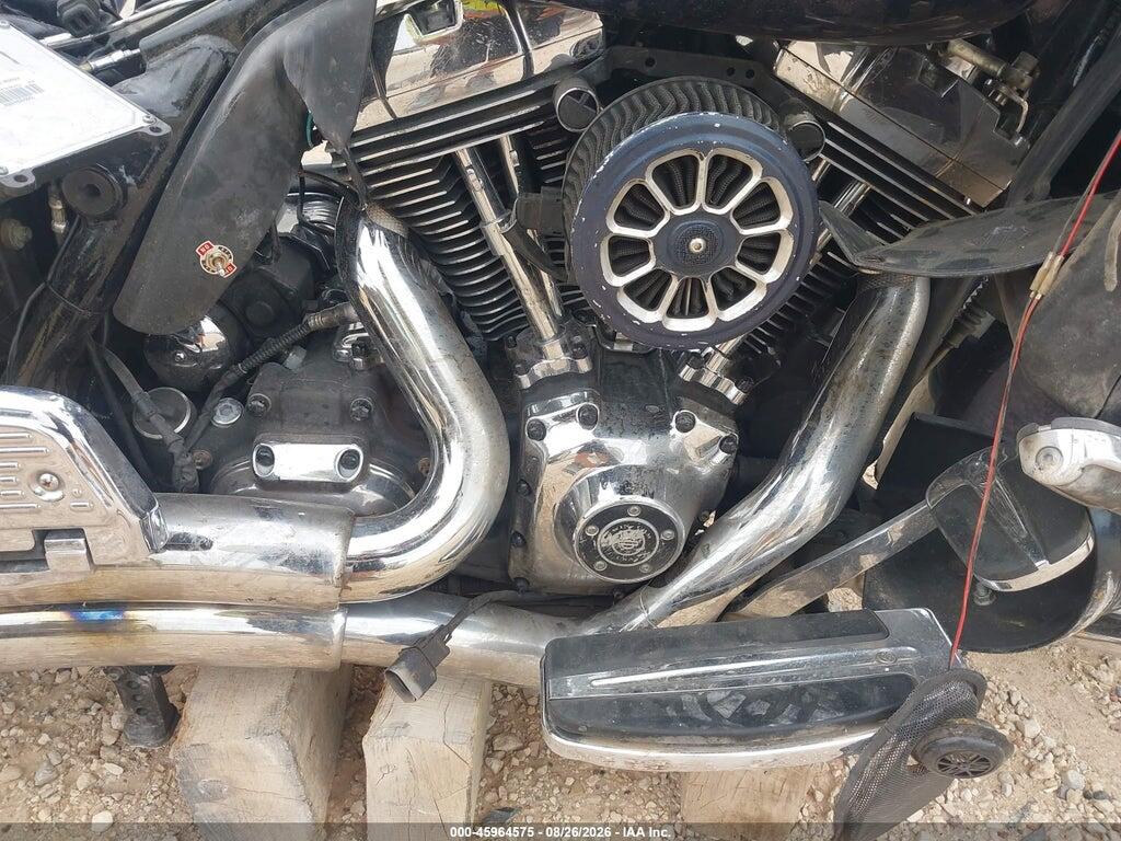 1HD1KGM19CB653511 2012 HARLEY-DAVIDSON FLTRU photo no. 8