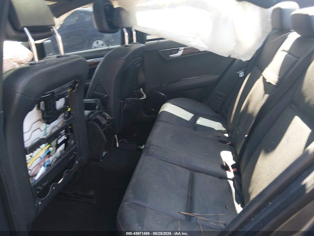 WDDGF8BB6AR100911 2010 MERCEDES-BENZ C 300 photo no. 8