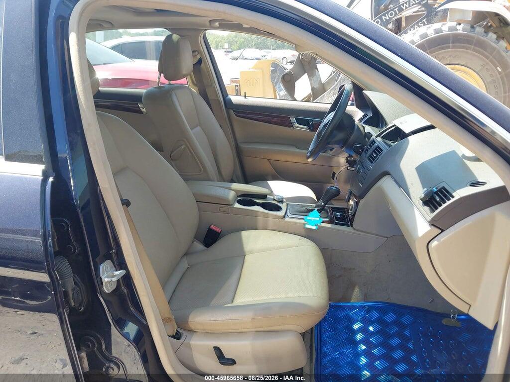 WDDGF5EB4AR128393 2010 MERCEDES-BENZ C 300 photo no. 5