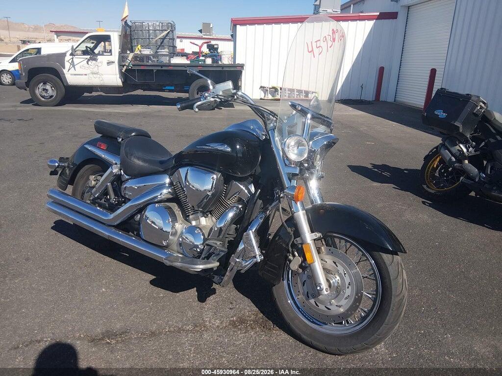 2005 HONDA VT1300 1HFSC52195A200711