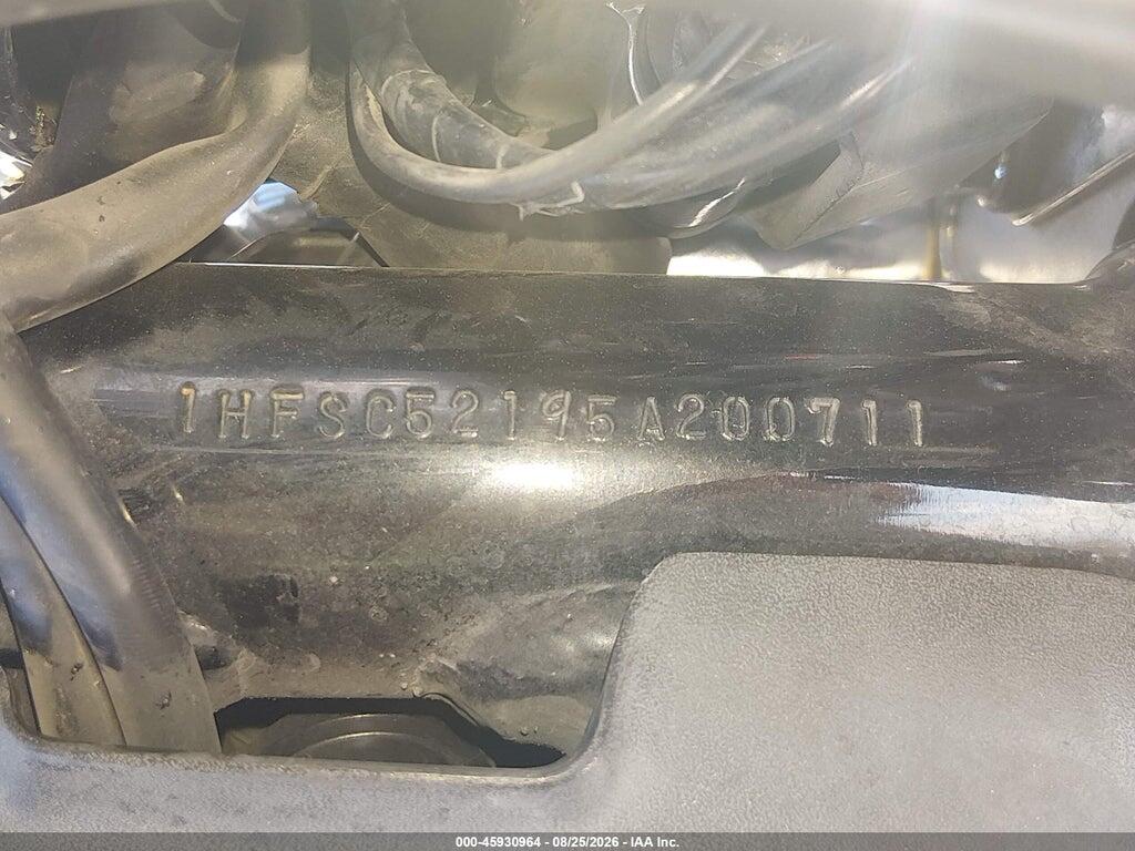 1HFSC52195A200711 2005 HONDA VT1300 photo no. 10