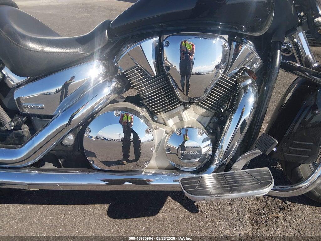 1HFSC52195A200711 2005 HONDA VT1300 photo no. 8