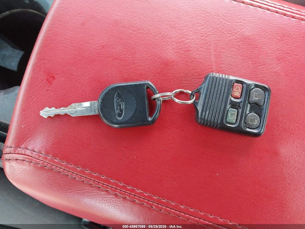 1ZVHT80N385124134 2008 FORD MUSTANG photo no. 11