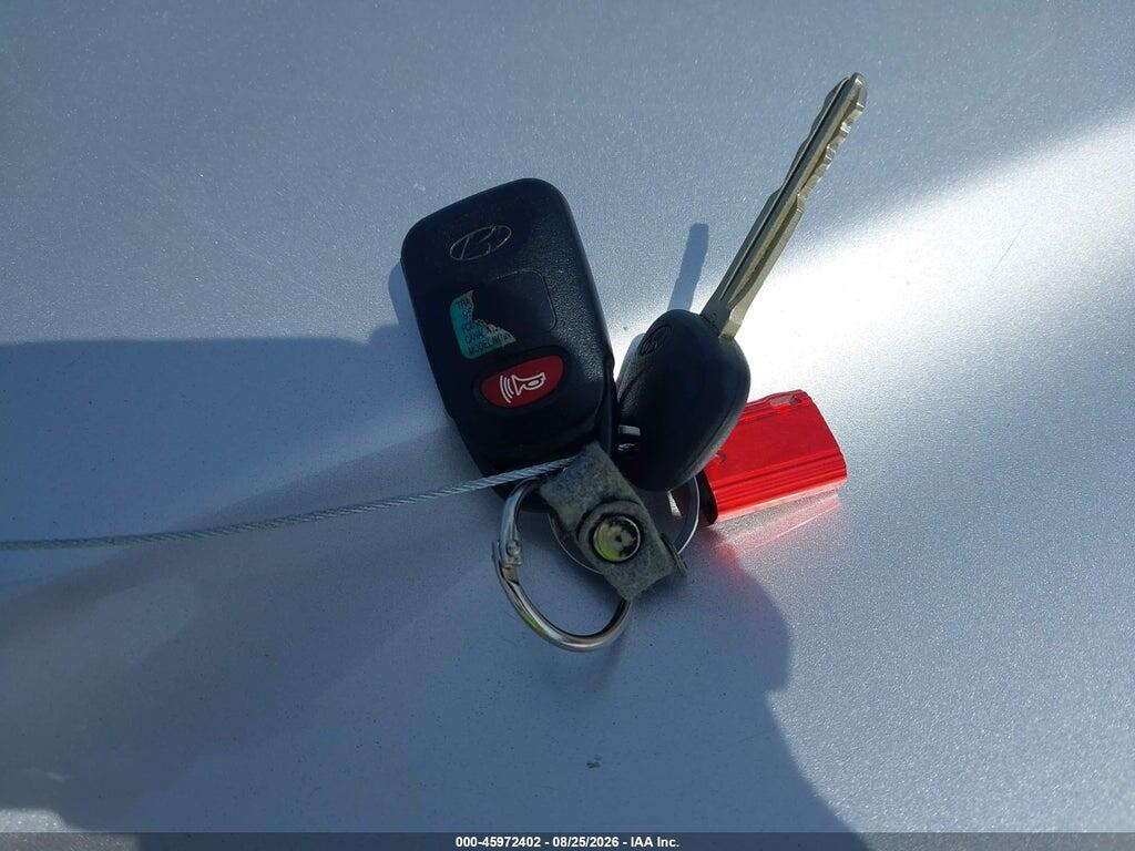 5NPDH4AEXCH100173 2012 HYUNDAI ELANTRA photo no. 11