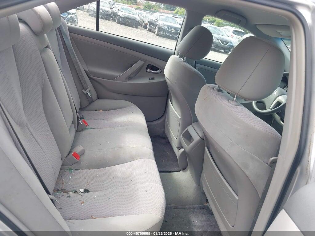 4T1BF3EK7BU653340 2011 TOYOTA CAMRY photo no. 8