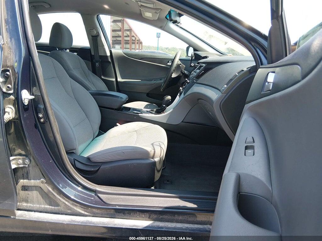 5NPEB4AC8CH331951 2012 HYUNDAI SONATA photo no. 5