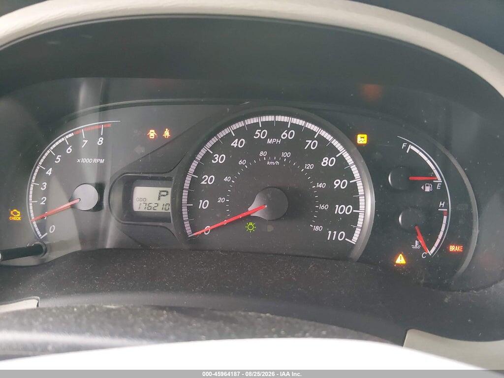 5TDKK3DC8BS008713 2011 TOYOTA SIENNA photo no. 7