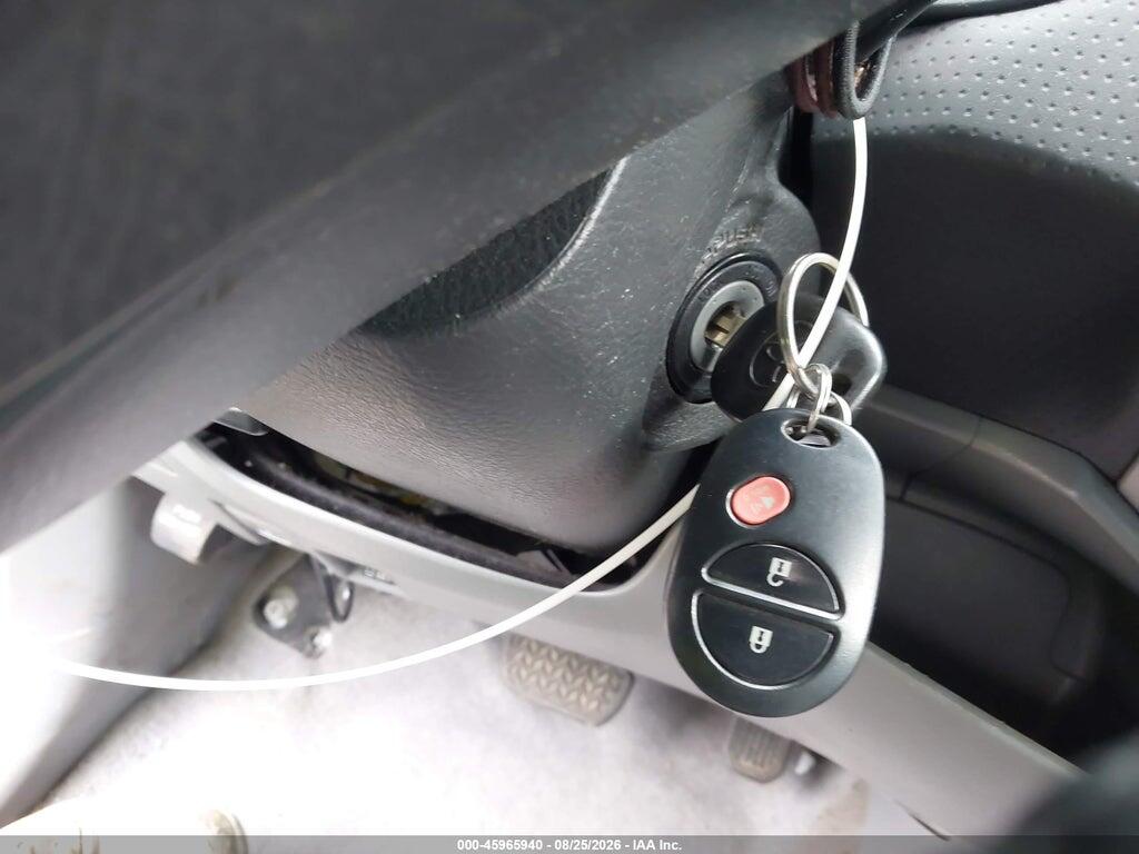 3TMLU4EN3BM065700 2011 TOYOTA TACOMA photo no. 11
