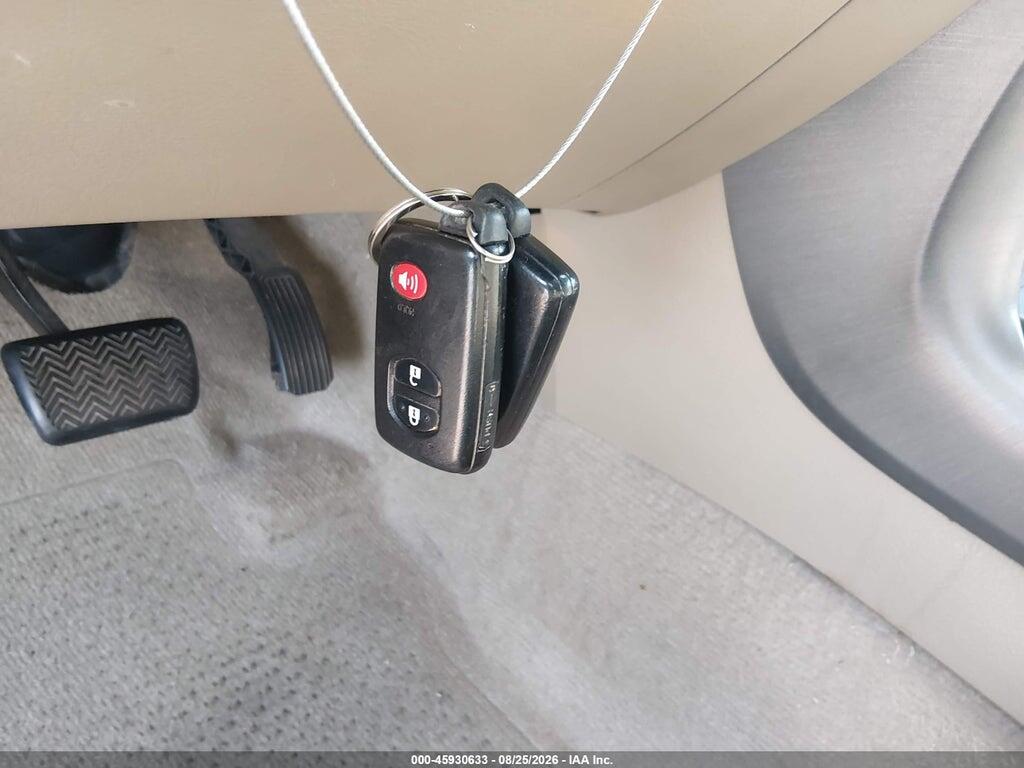 2T3DK4DV9AW034525 2010 TOYOTA RAV4 photo no. 11