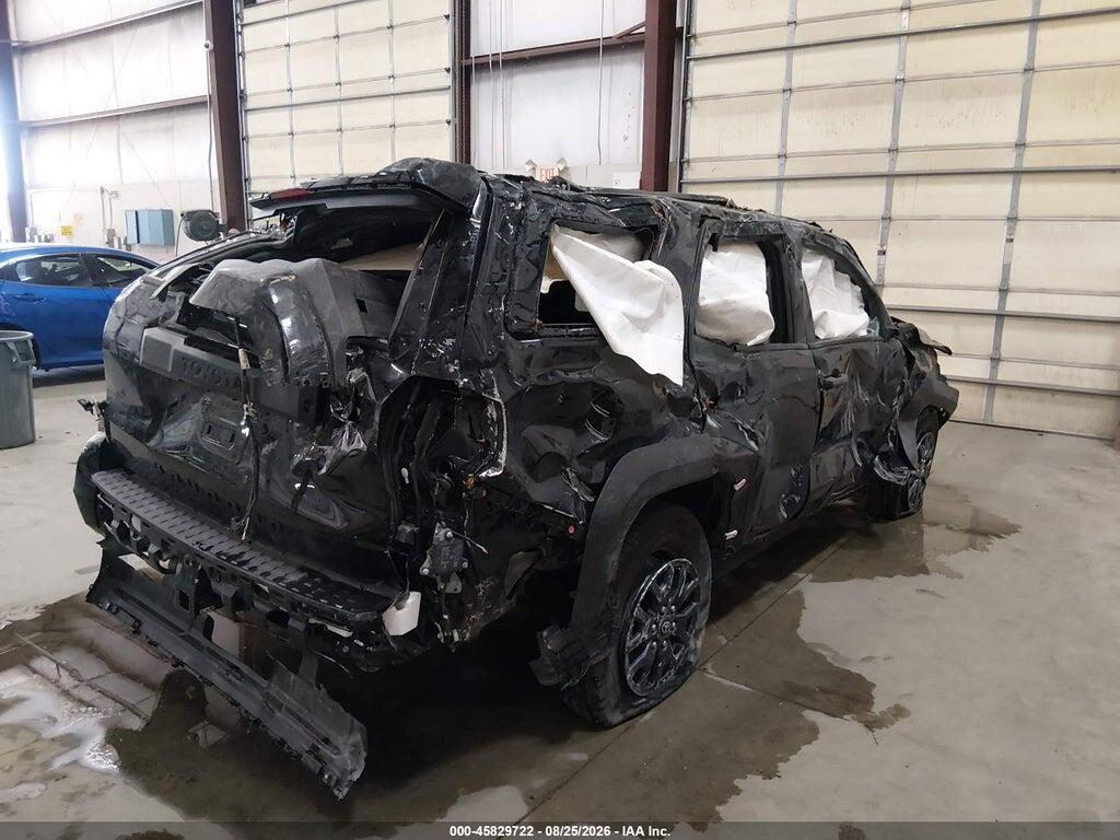 JTEVA5BR1T5135745 2026 TOYOTA 4RUNNER photo no. 4