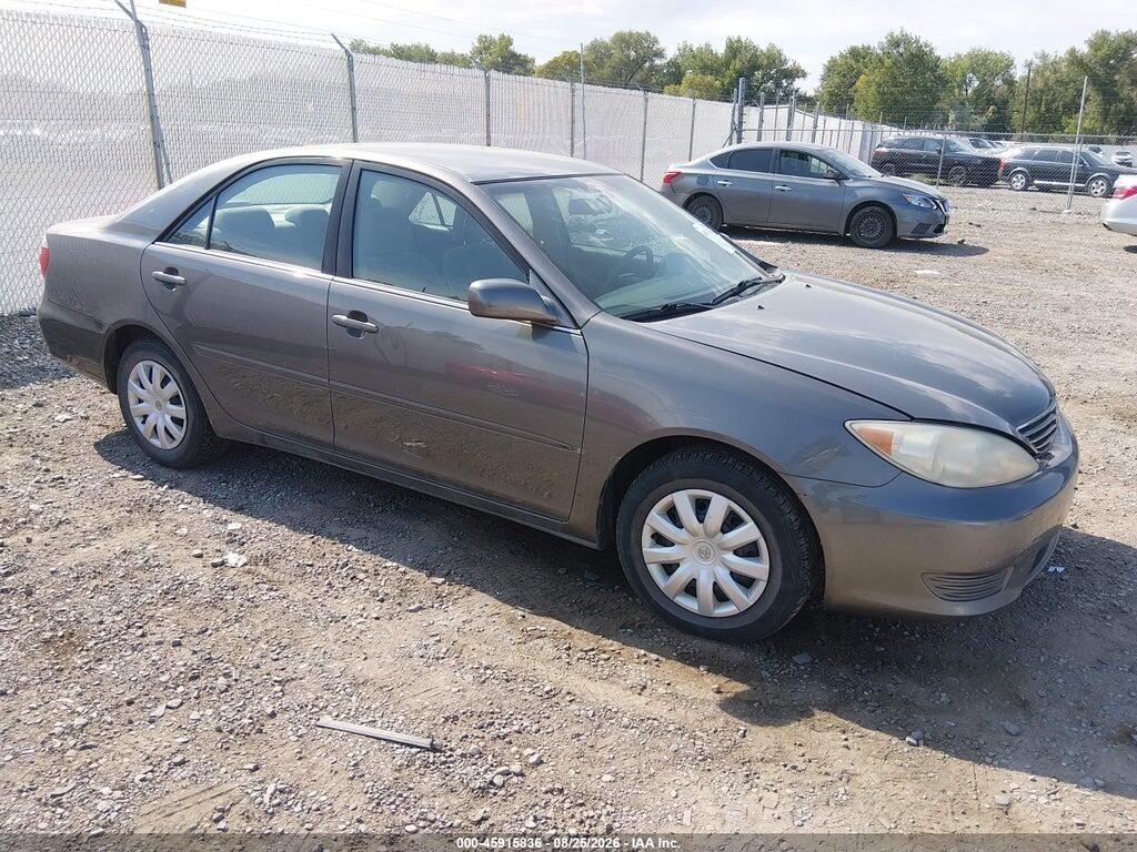 2005 TOYOTA CAMRY 4T1BE32KX5U557519