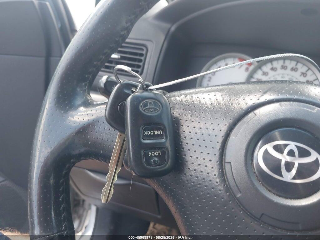 2T1BR32E05C465058 2005 TOYOTA COROLLA photo no. 11