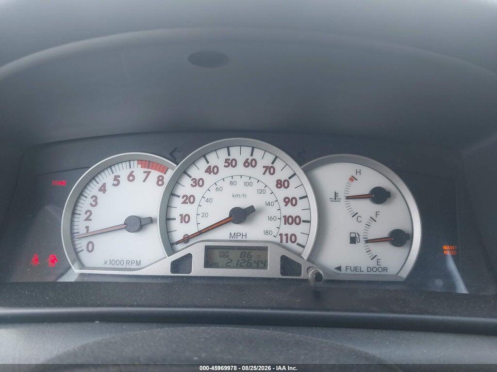 2T1BR32E05C465058 2005 TOYOTA COROLLA photo no. 7