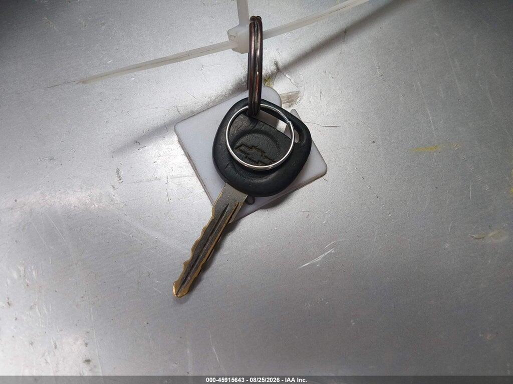 1GCDM19X43B122607 2003 CHEVROLET ASTRO photo no. 11