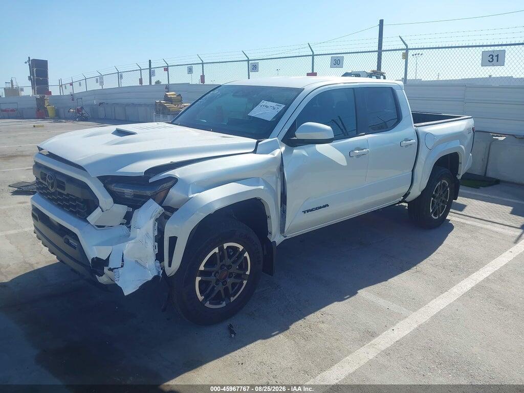 3TYKB5FN2TT036586 2026 TOYOTA TACOMA photo no. 2