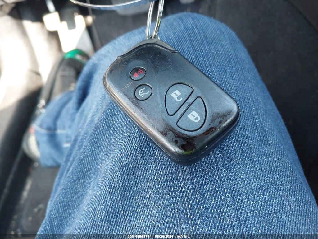 JTHCK262065004796 2006 LEXUS IS 250 photo no. 11