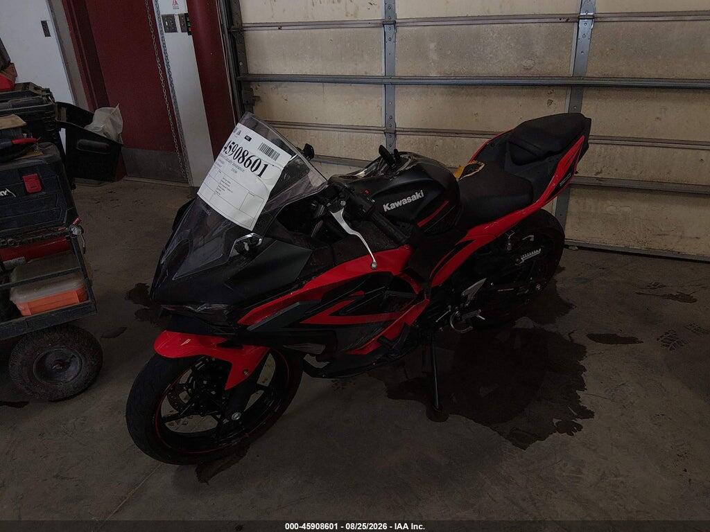 ML5EXGJ18SDA40627 2025 KAWASAKI EX500 photo no. 2