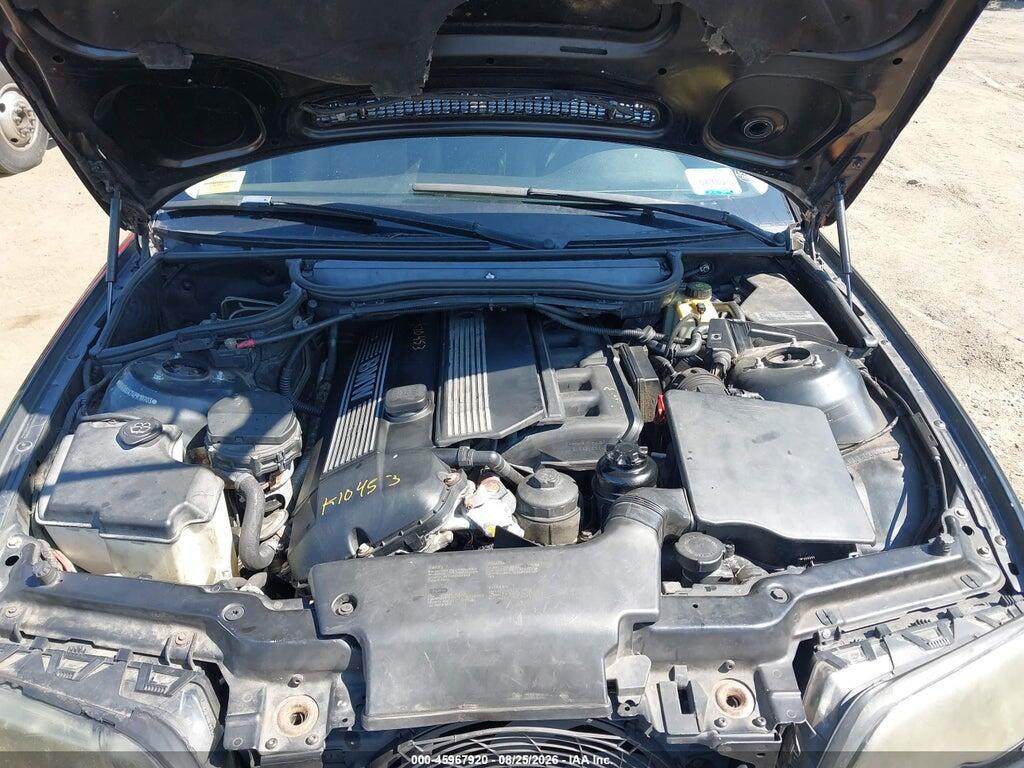 WBAEU33474PR10703 2004 BMW 325XI photo no. 10