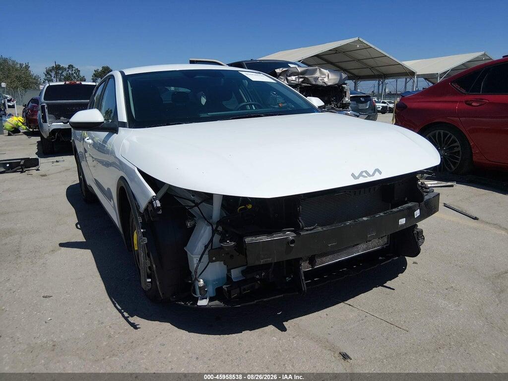 3KPFT4DE9SE120727 2025 KIA K4 photo no. 6