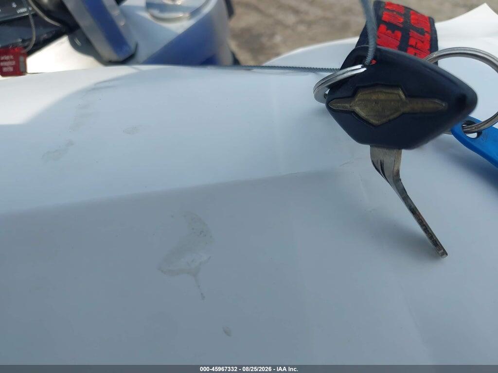 JS1VY53A572109918 2007 SUZUKI VZR1800 photo no. 11