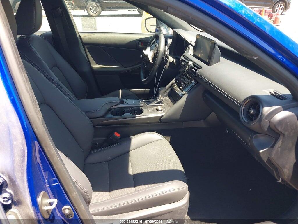 JTHBA1D25S5135731 2025 LEXUS IS 300 photo no. 5