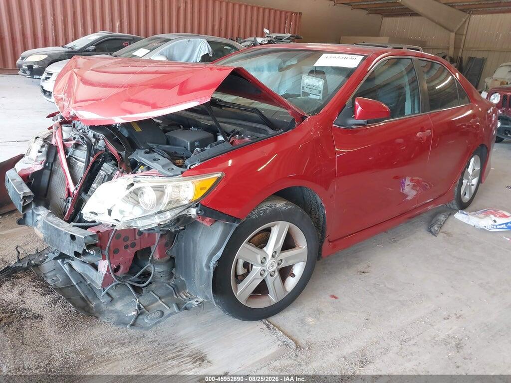 4T1BF1FKXCU571235 2012 TOYOTA CAMRY photo no. 2