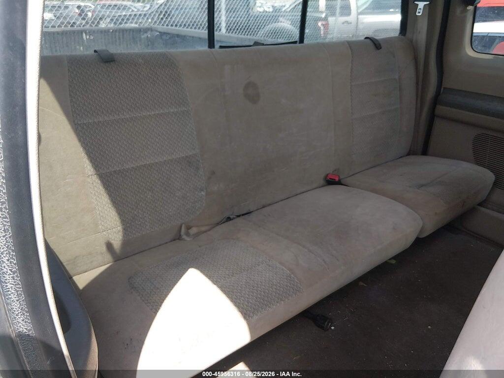 1FTNX20S22EA70071 2002 FORD F-250 photo no. 8