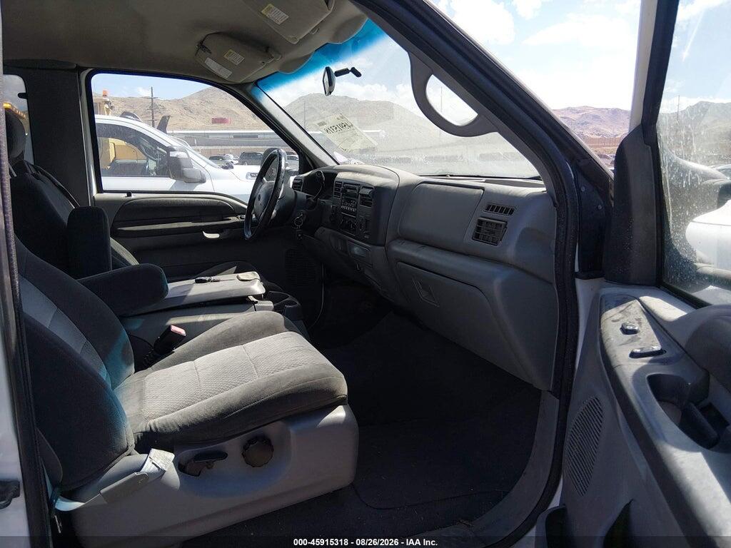 1FTNX21S72EA88306 2002 FORD F-250 photo no. 5