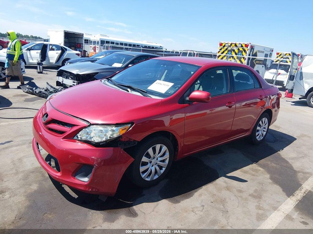 2T1BU4EE0CC768807 2012 TOYOTA COROLLA photo no. 2