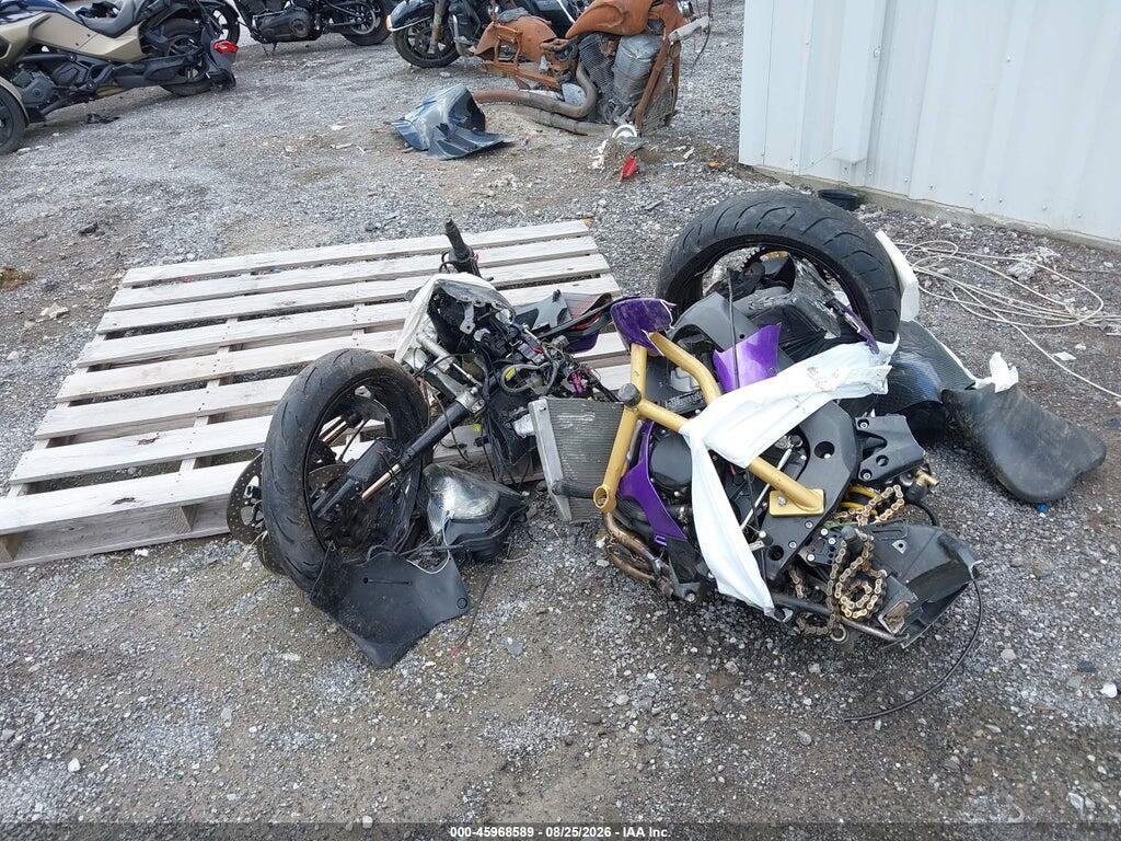 JS1GR7KA362102760 2006 SUZUKI GSX-R750 photo no. 2