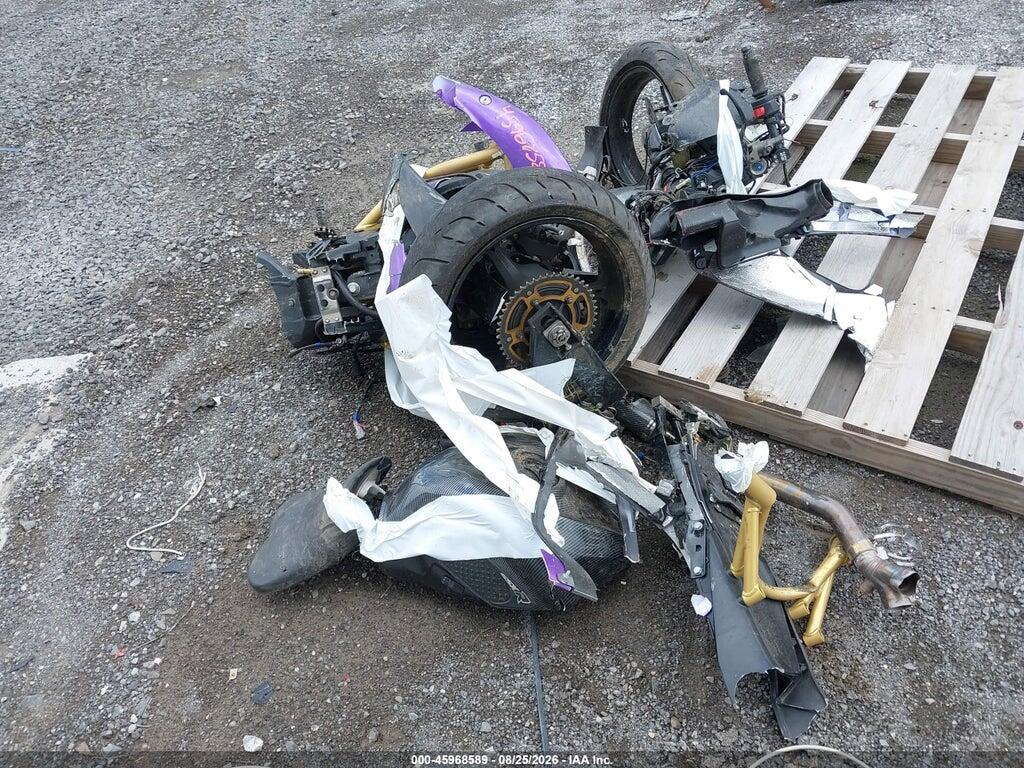 JS1GR7KA362102760 2006 SUZUKI GSX-R750 photo no. 6