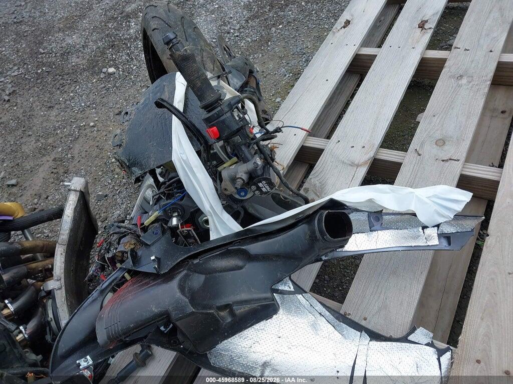 JS1GR7KA362102760 2006 SUZUKI GSX-R750 photo no. 7