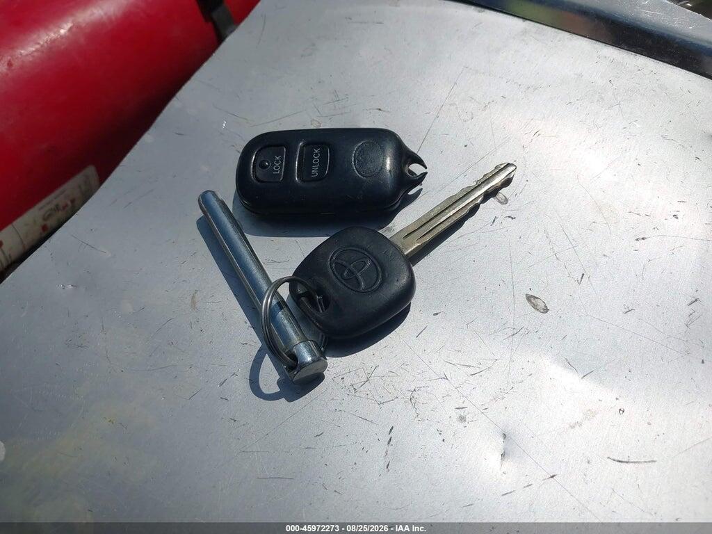 JTEEP21A660143589 2006 TOYOTA HIGHLANDER photo no. 11