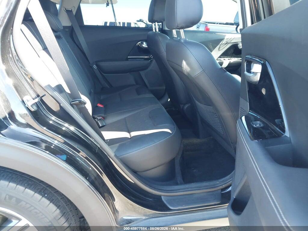 KNDCB3LC0N5549593 2022 KIA NIRO photo no. 8