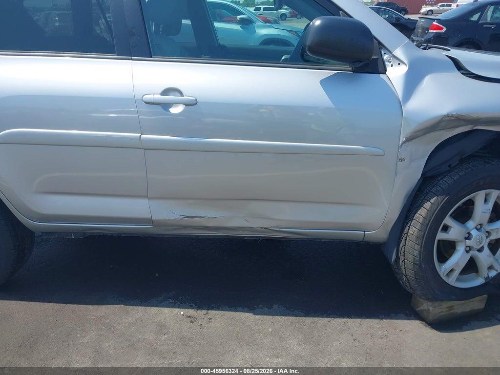 2T3BF4DV9CW200282 2012 TOYOTA RAV4 photo no. 12