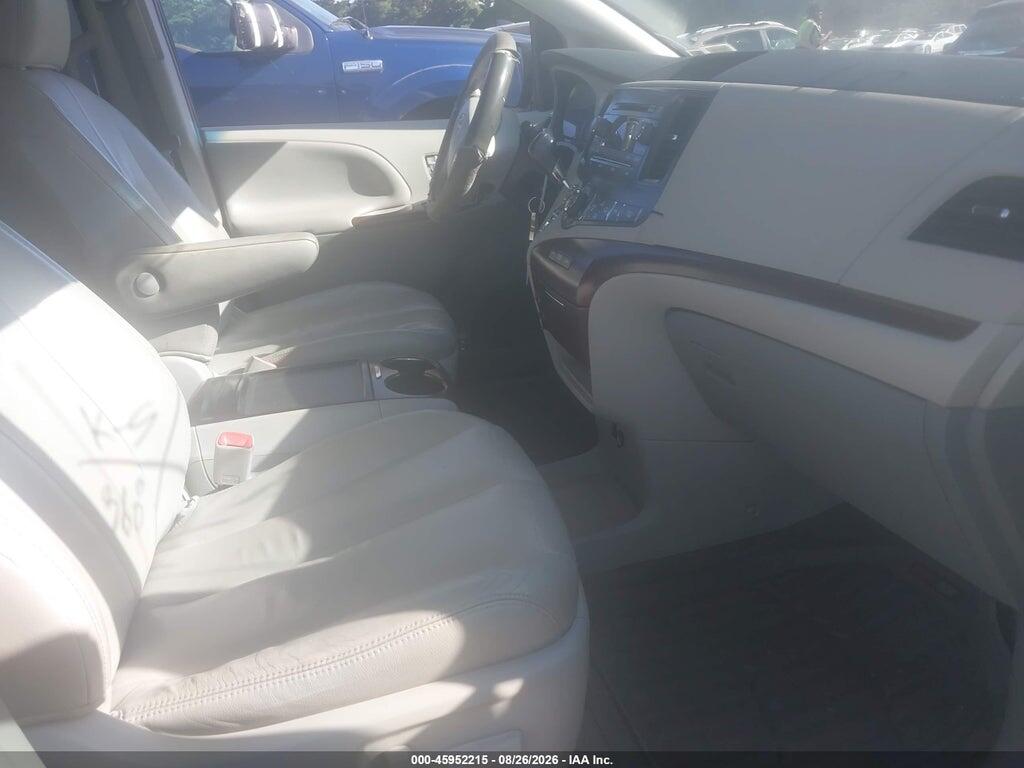 5TDYK3DC7CS182817 2012 TOYOTA SIENNA photo no. 5