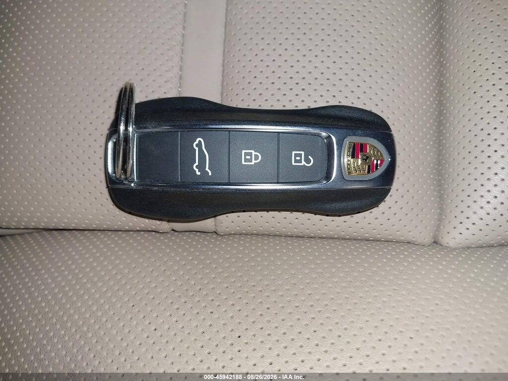 WP1AL2AY8SDA20311 2025 PORSCHE CAYENNE photo no. 11