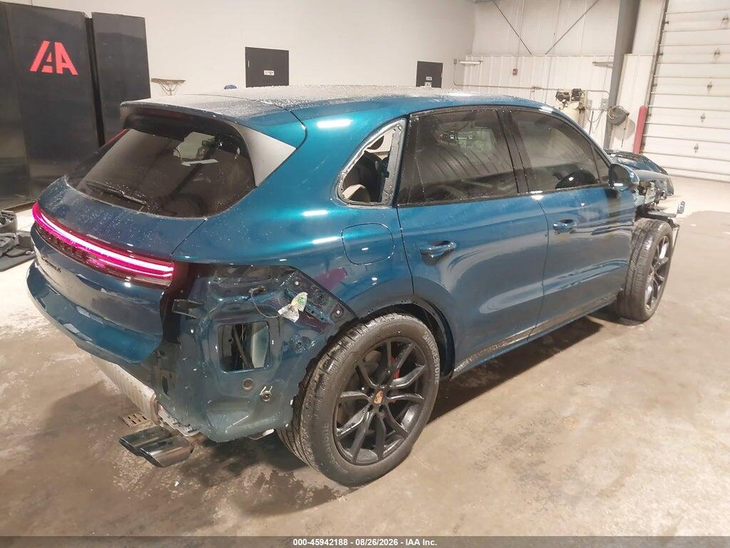 WP1AL2AY8SDA20311 2025 PORSCHE CAYENNE photo no. 4