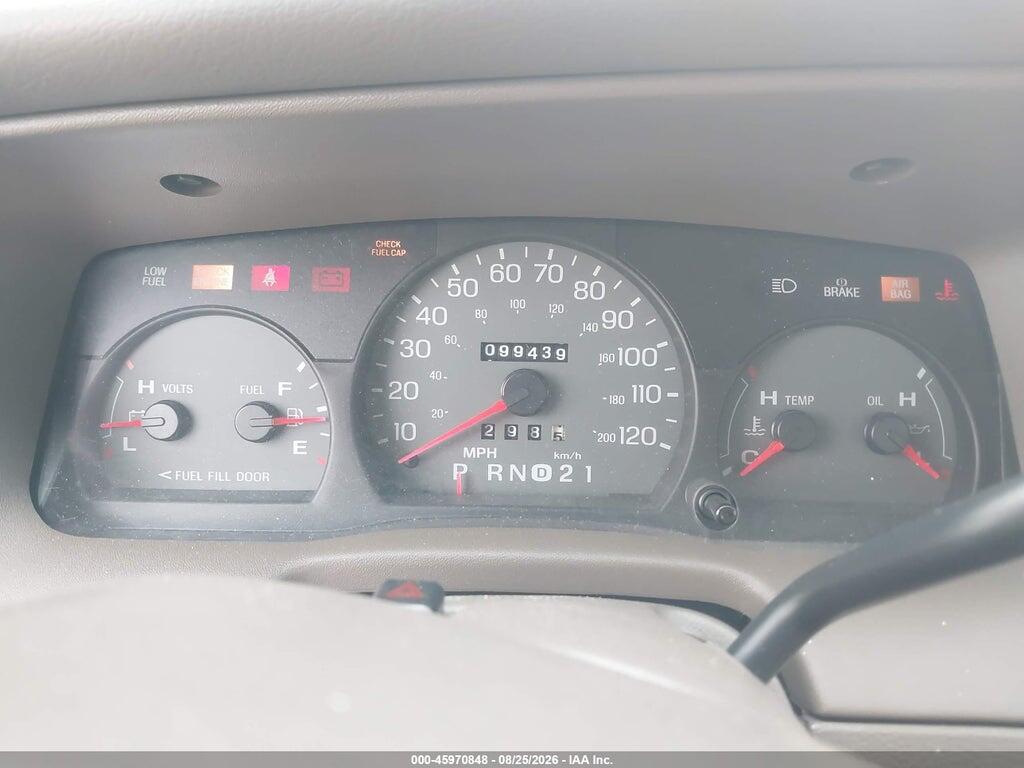 2MEFM75WX2X625707 2002 MERCURY GRAND MARQUIS photo no. 7