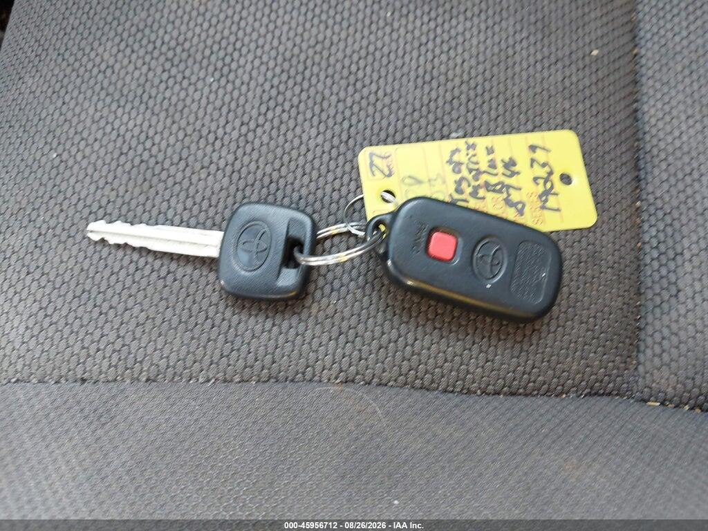 2T1KY32E23C128746 2003 TOYOTA MATRIX photo no. 11