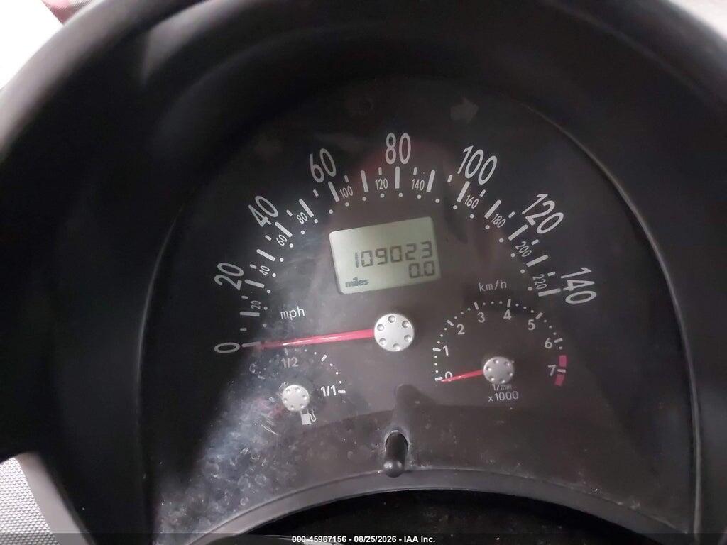 3VWCC21C9YM473345 2000 VOLKSWAGEN NEW BEETLE photo no. 7