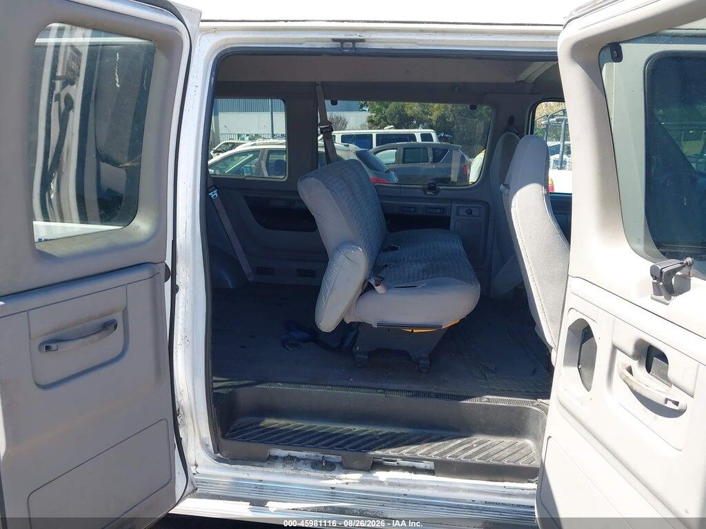 1FBSS31LX1HA83845 2001 FORD E-350 SUPER DUTY photo no. 8