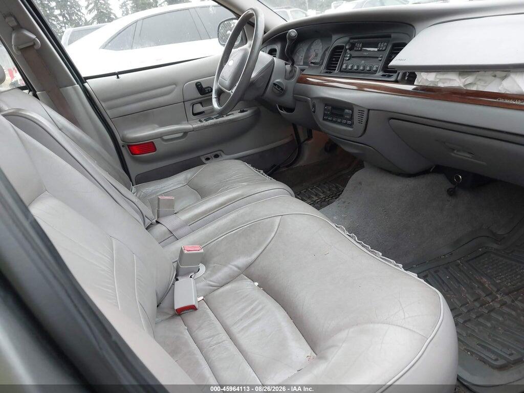 2FAFP74W41X191122 2001 FORD CROWN VICTORIA photo no. 5